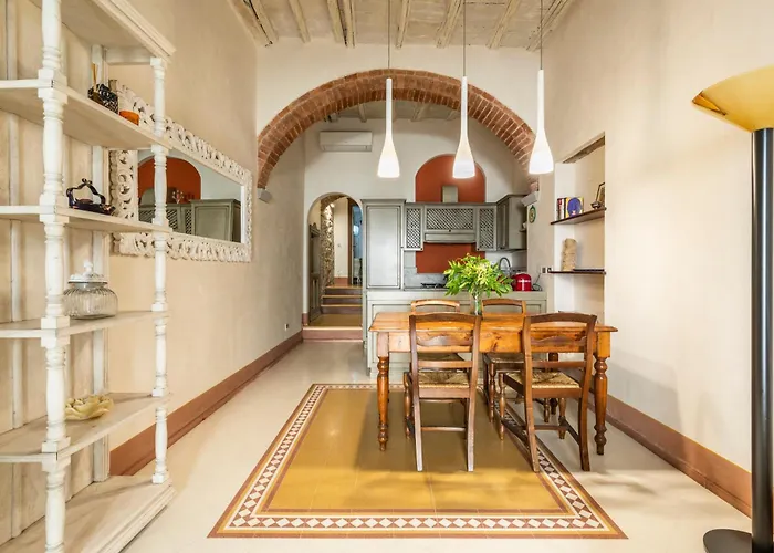 Apartamento 2 Minuti Dal Duomo - Parcheggio Free A 3 Minuti *